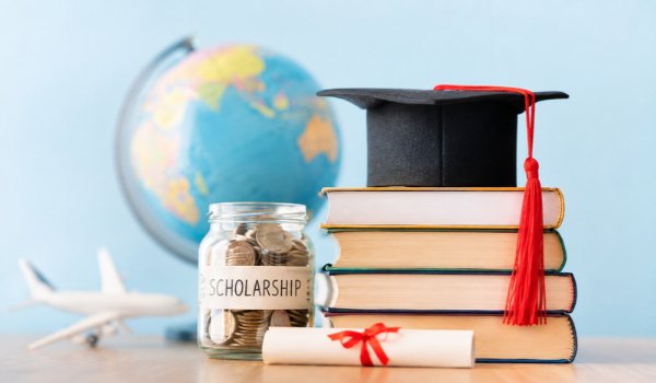 Best Study Abroad Scholarships for Students in 2026 Types of study abroad scholarships for international students